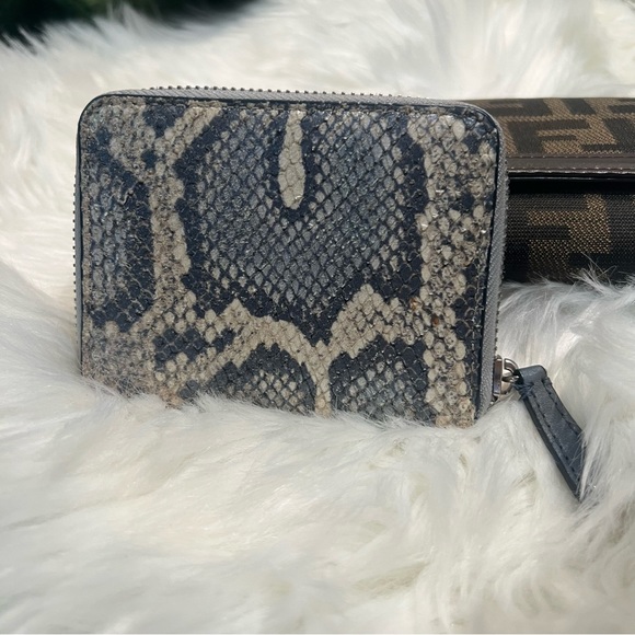 coach small wallet - Picture 2 of 12